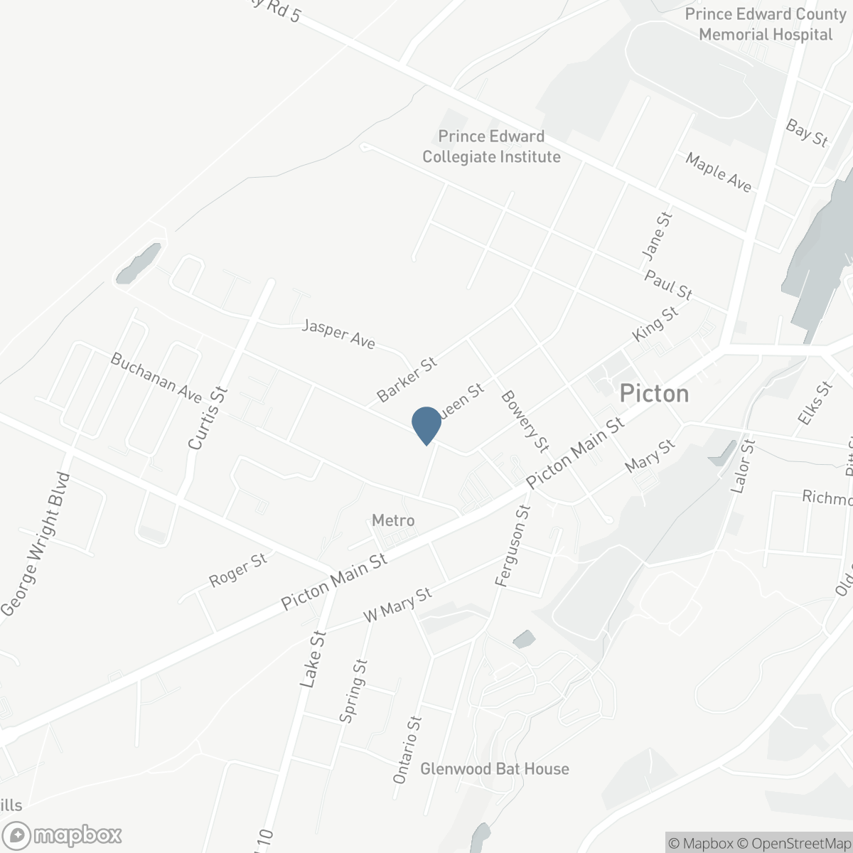 2 QUEEN STREET, Prince Edward, Ontario K0K 2T0